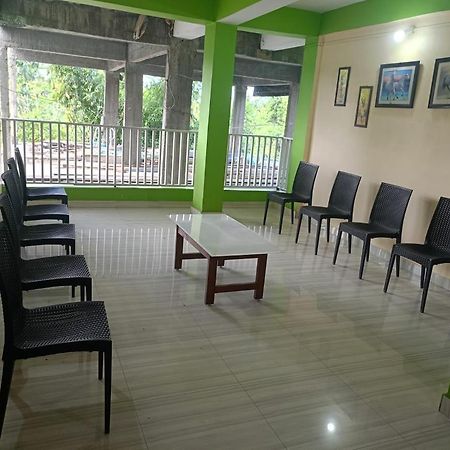 Hotel Kaziranga Holidays Exteriör bild